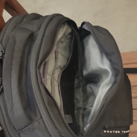 The North Face Black Backpack with Padded Straps and Structured Shape - Picture 8 of 12